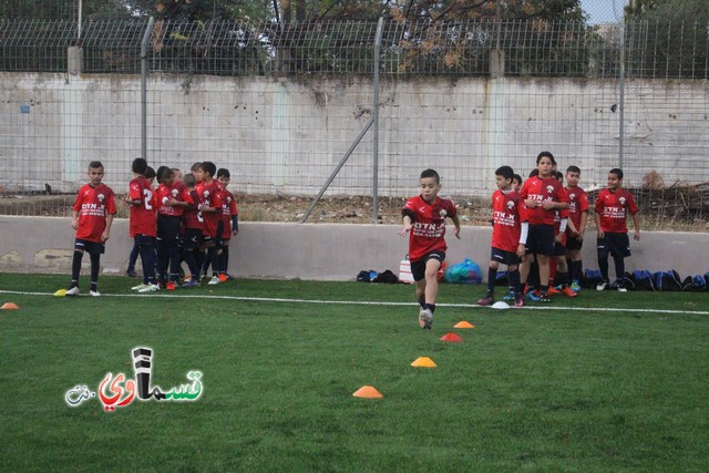  فيديو : الاولاد شكرا عموعادل والرئيس في افتتاح الملعب  تكفيني هذه الابتسامة لأولادنا , ومن اجلها سأعمل المزيد مبروك لبلدي  .. 